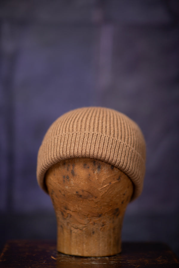 Beanie Nr. 5 Camel Wool Natural