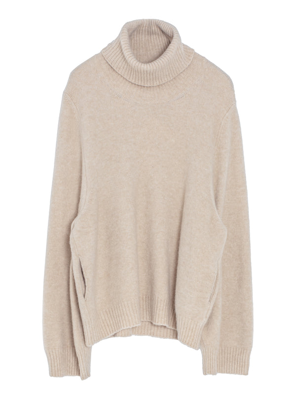 Light and Dark Camel Turtleneck Albino