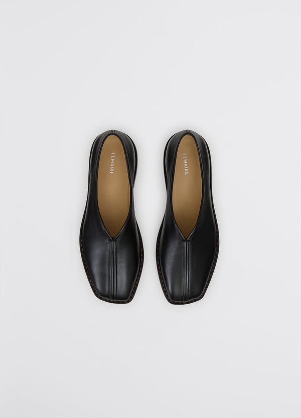 Flat Piped Slippers Black