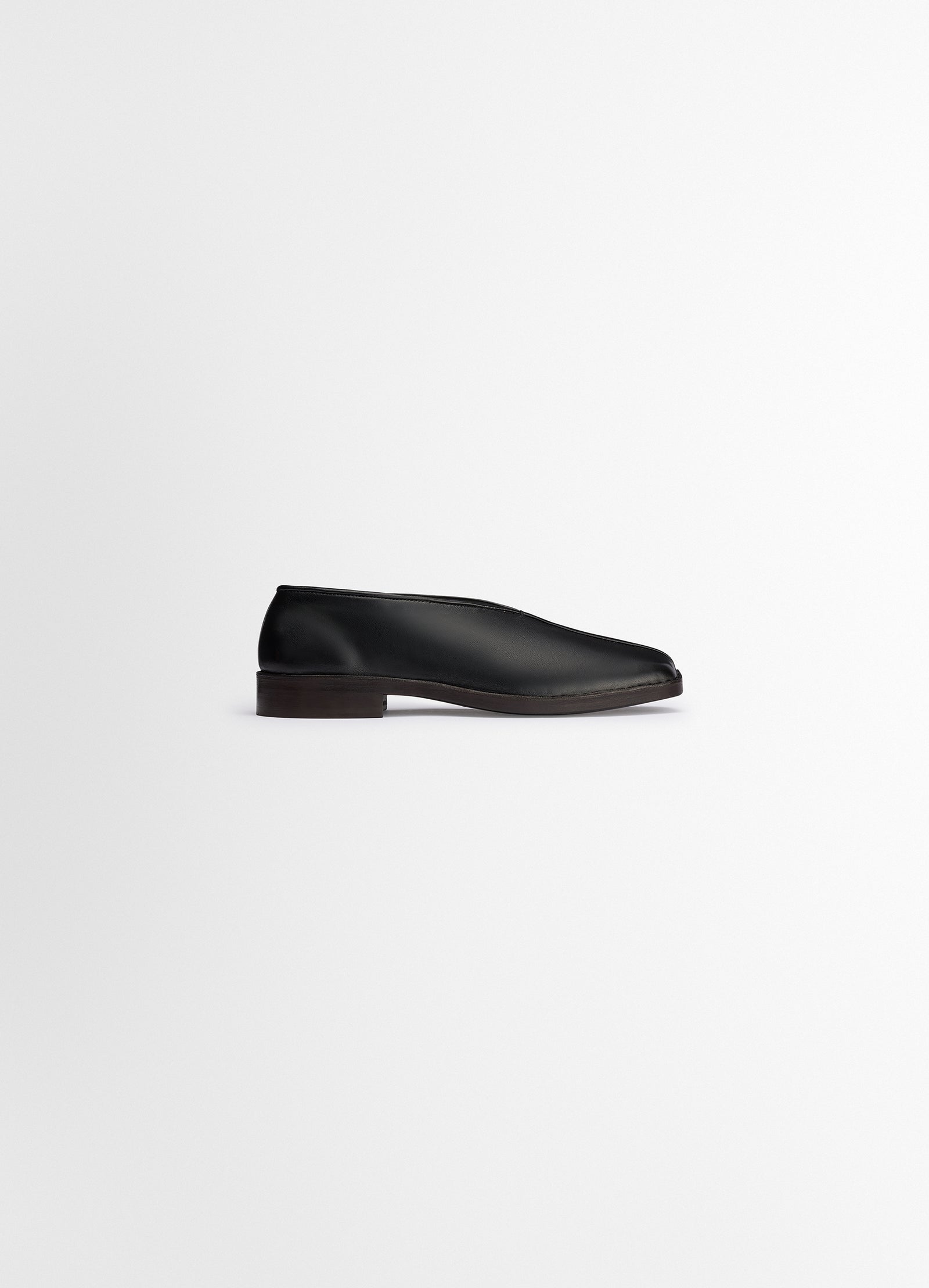 LEMAIRE Flat Piped Slippers サイズ43 Lemaire Flat Piped Slippers W Black – Neighbour