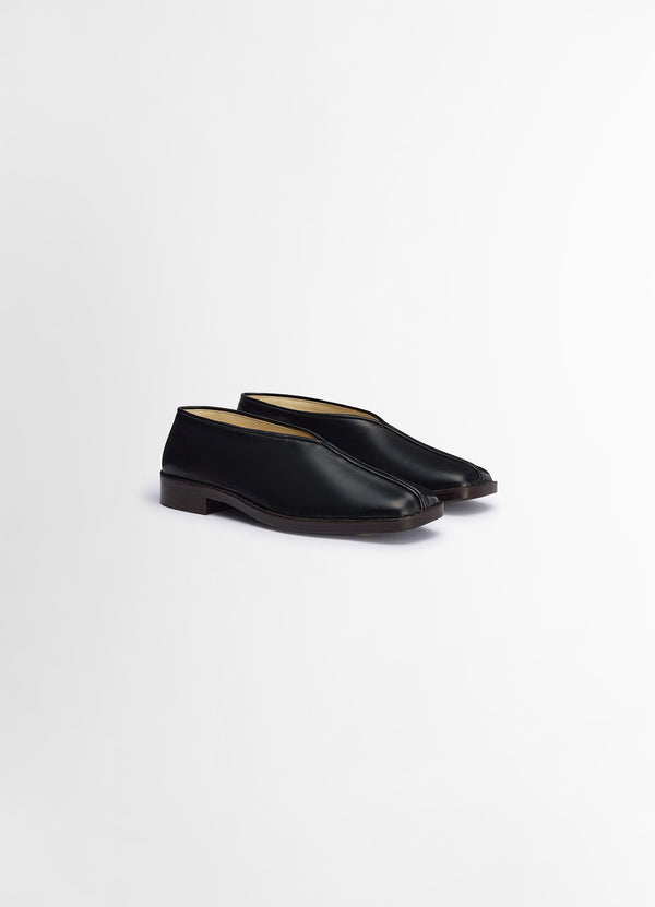 Flat Piped Slippers Black