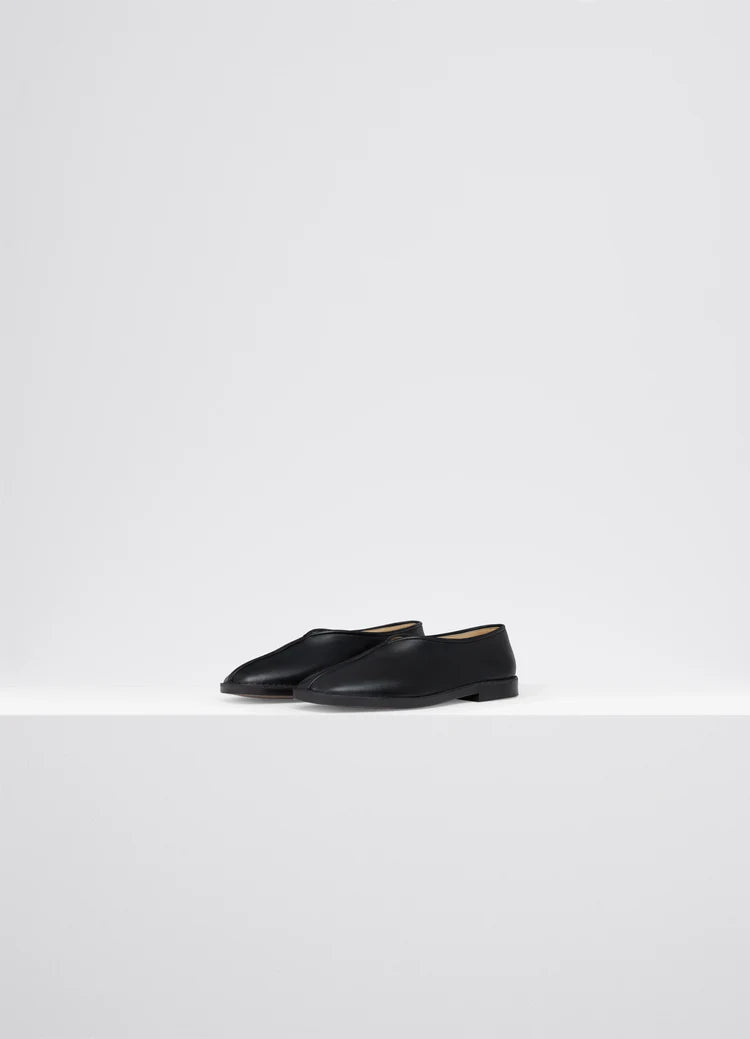 Piped Crepe Slippers Black