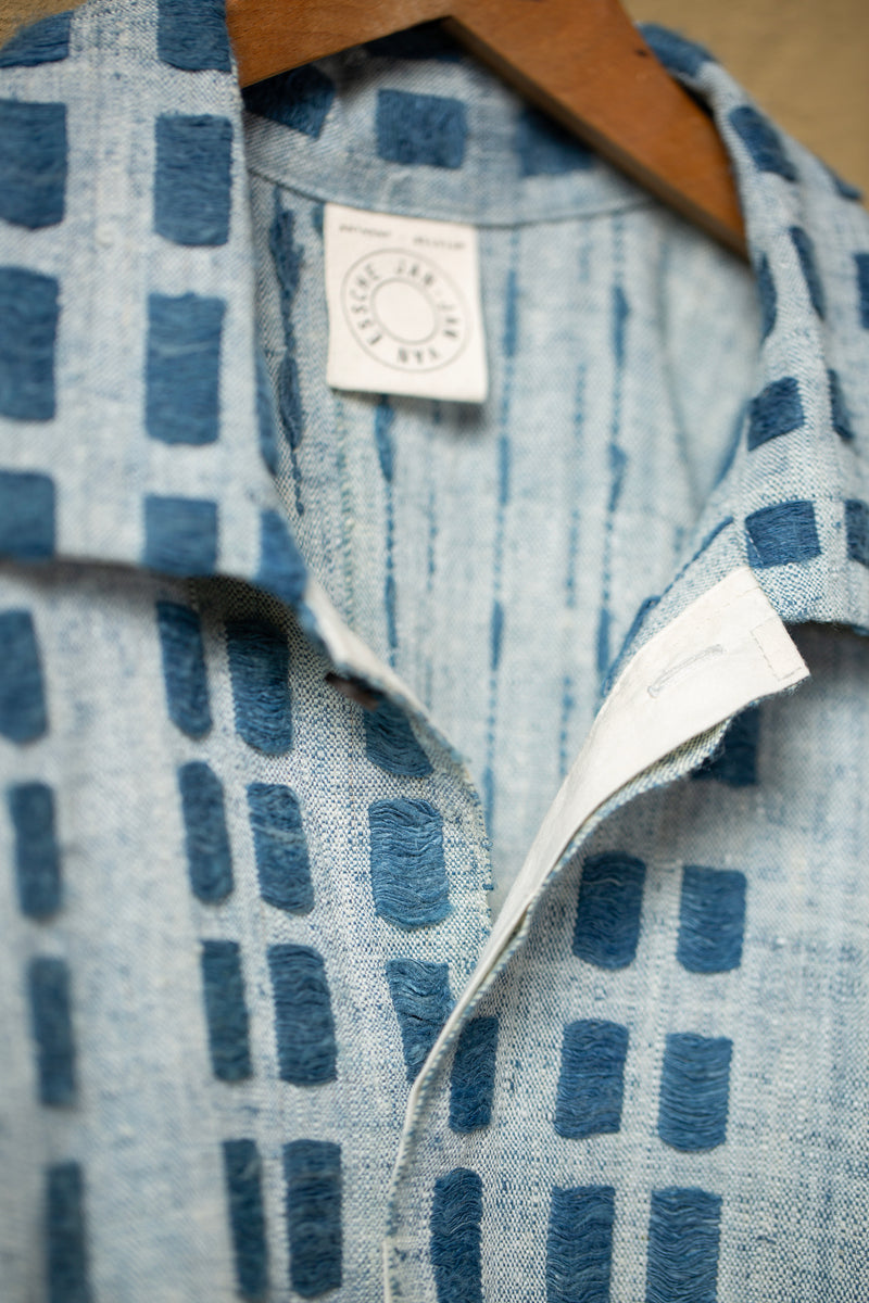 Shirt Nr.107 Handwoven Indigo Dashes