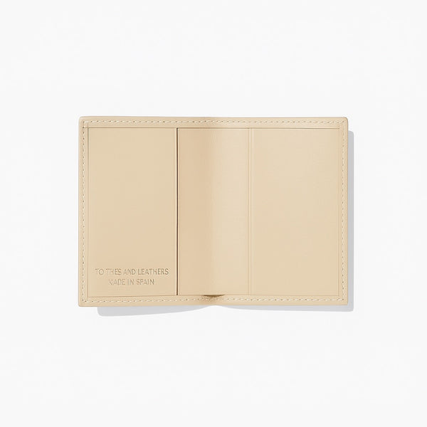 CDG Classic Line Bifold Wallet Off White SA6400